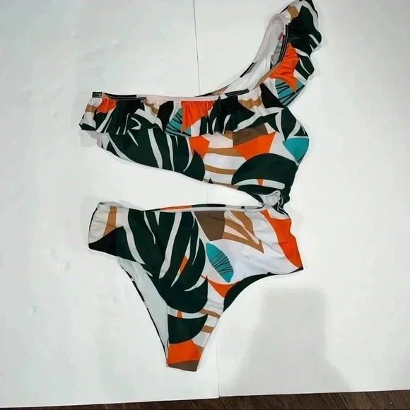 Swimsuit size L 10/12 Tropical 🌴 Floral print - Picture 2 of 4